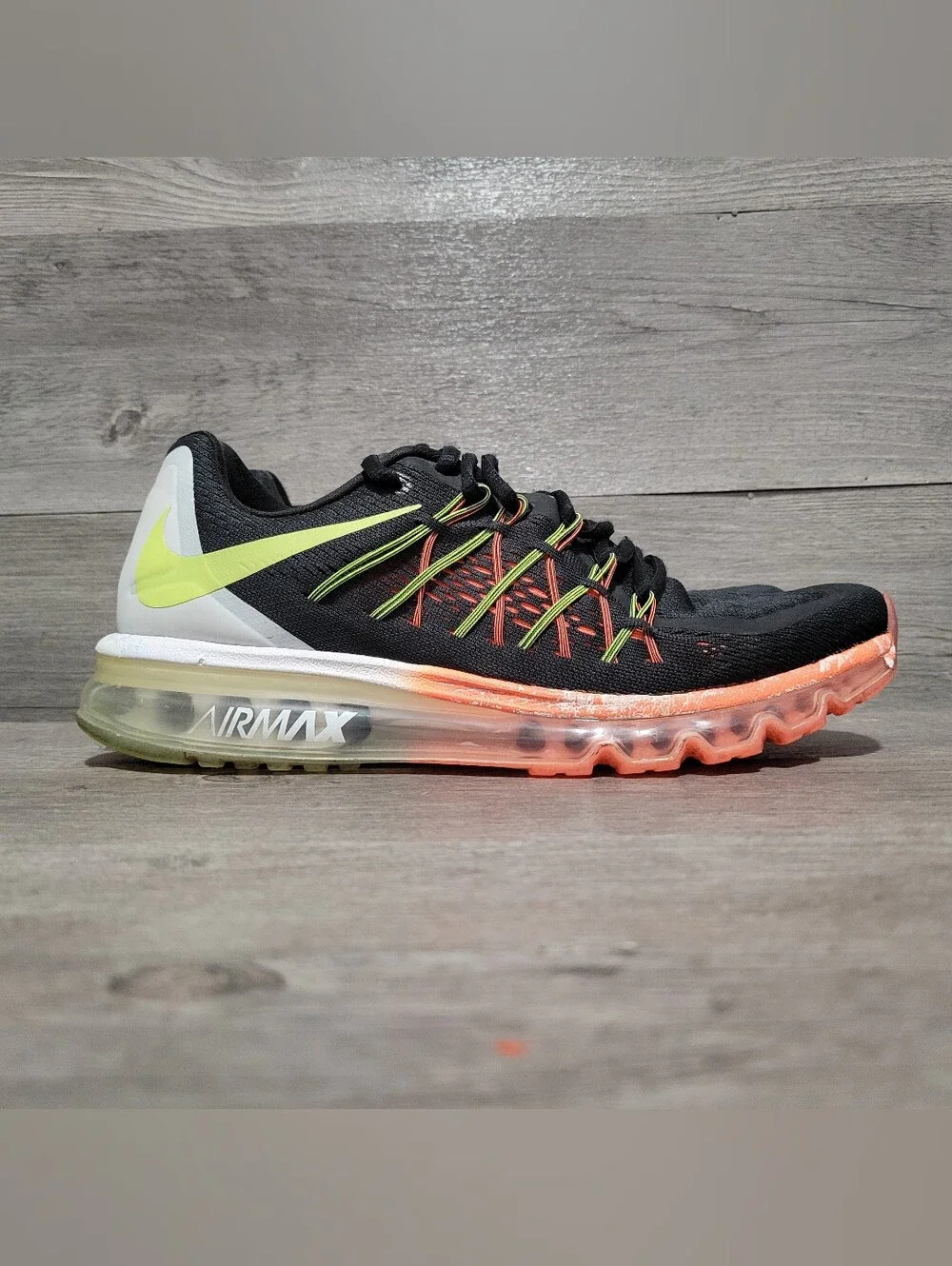 Nike Air Max 2015 Size 9.5 Black Volt Hot Lava 698902-007 Shoes